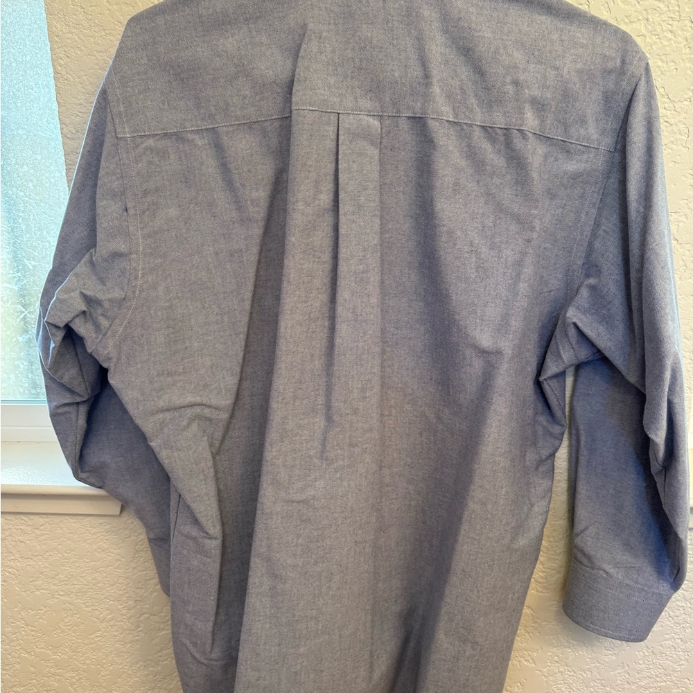 G.H. Bass & Co. 💯 % Cotton Light Blue Weejun Oxford  Shirt Button Down Collar - Picture 16 of 17